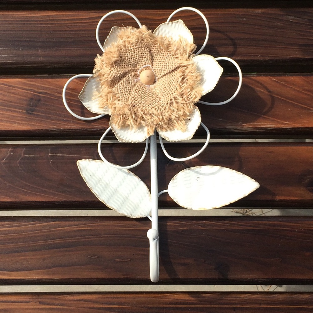 Floral Decorative Metal Wall Hook